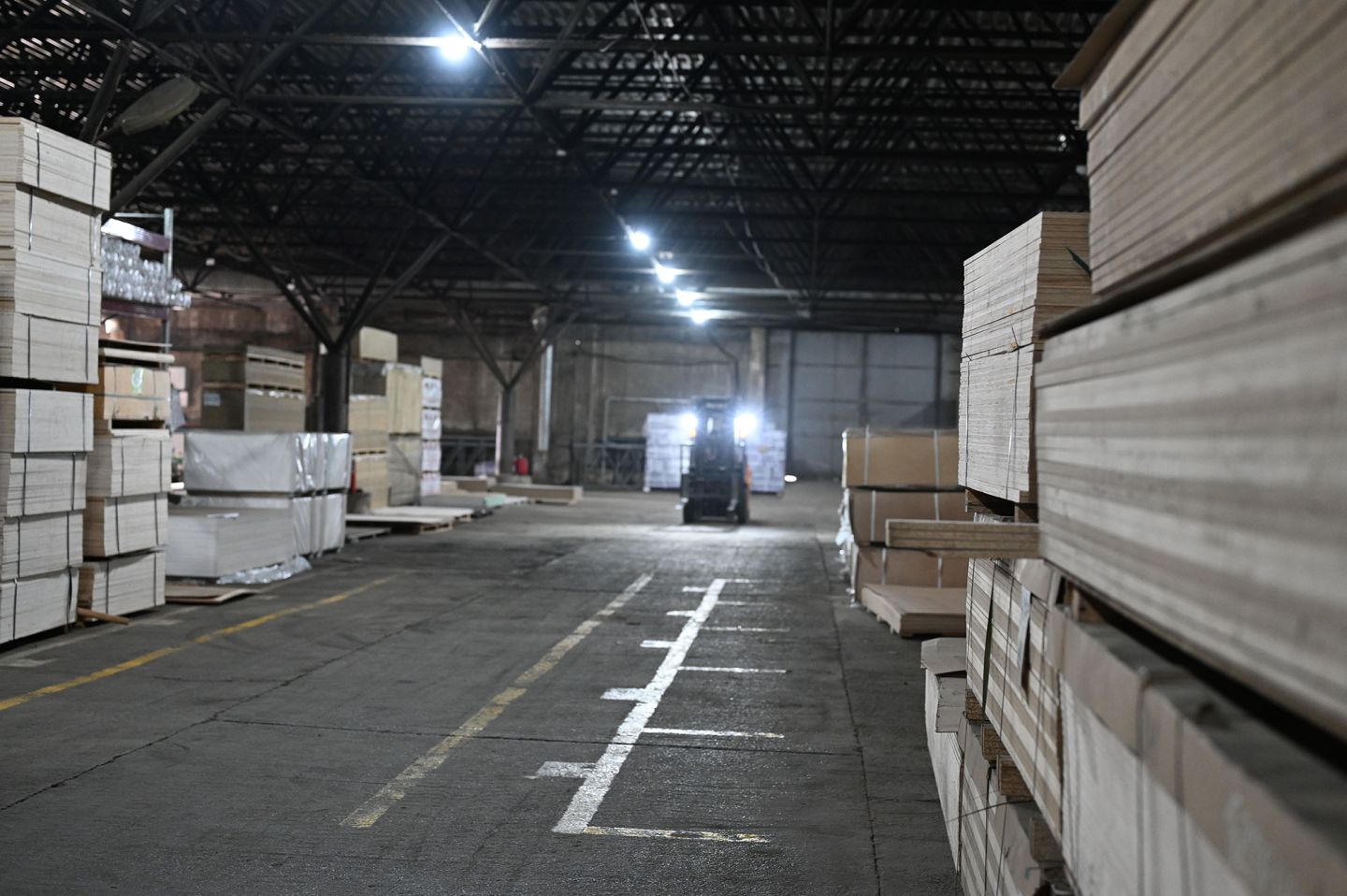 Фанера ФСФ 18мм 2440х1220 мм сорт 4/4 нешлифованная березовая влагостойкая