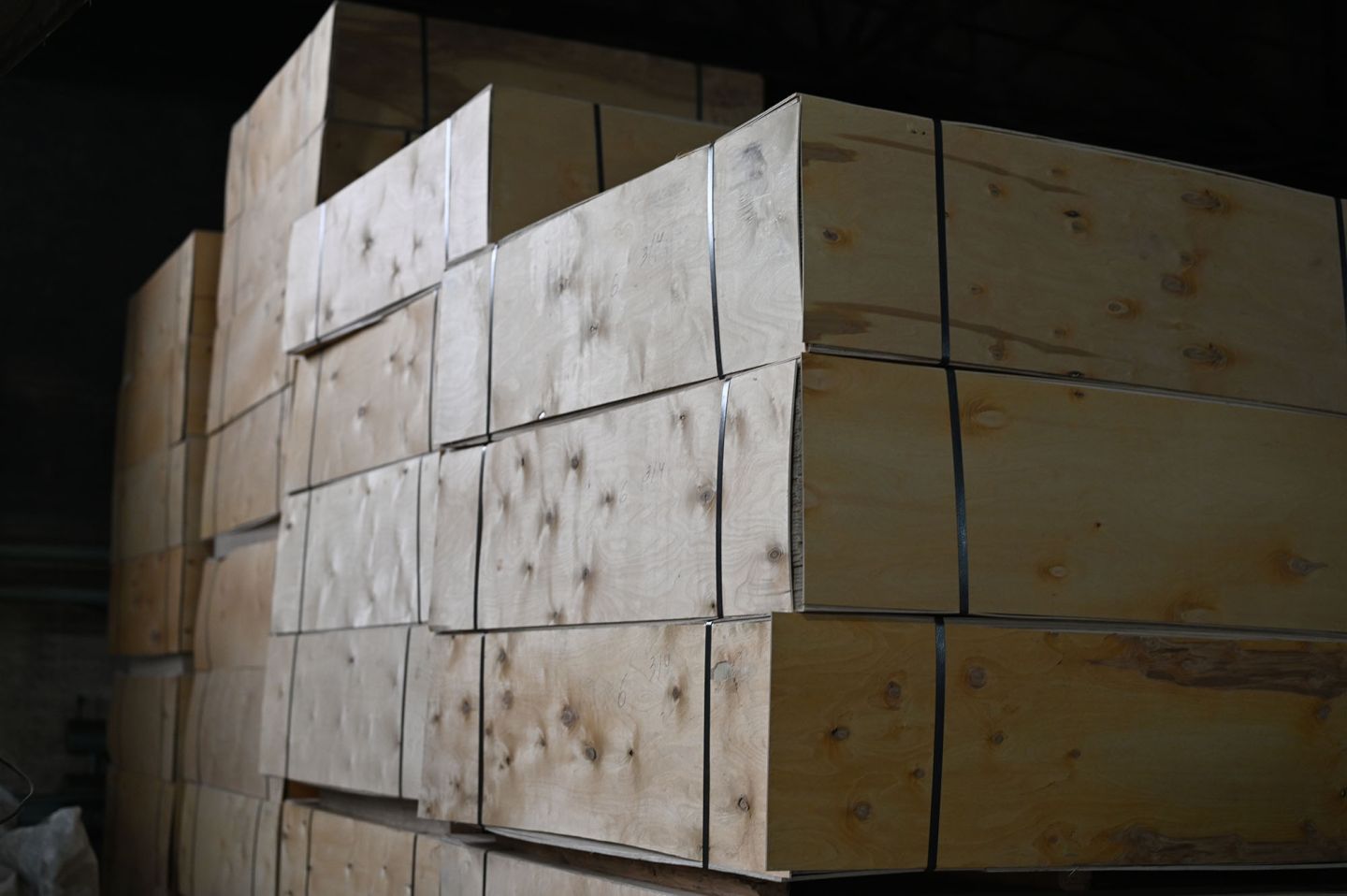 Фанера ФСФ 12мм 2440х1220 мм сорт 4/4 нешлифованная березовая влагостойкая