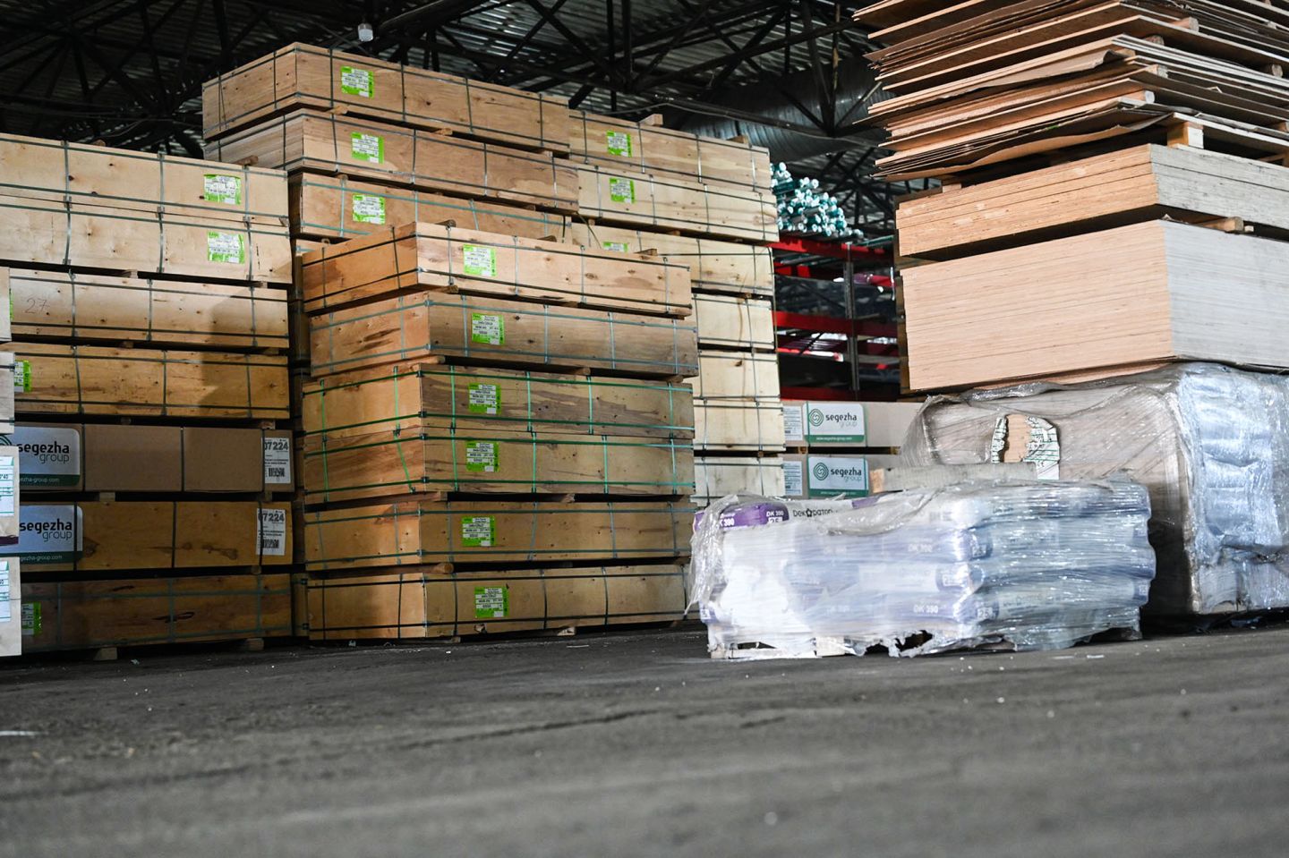 Фанера ФК 8мм 1525х1525мм сорт 2/4 шлифованная березовая