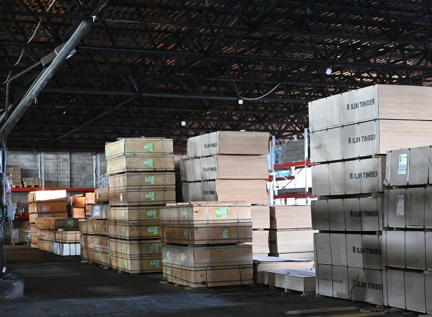 Фанера ФСФ-ТС 12 мм сорт 2/3 НШ березовая трудногорючая 1525х1525 мм