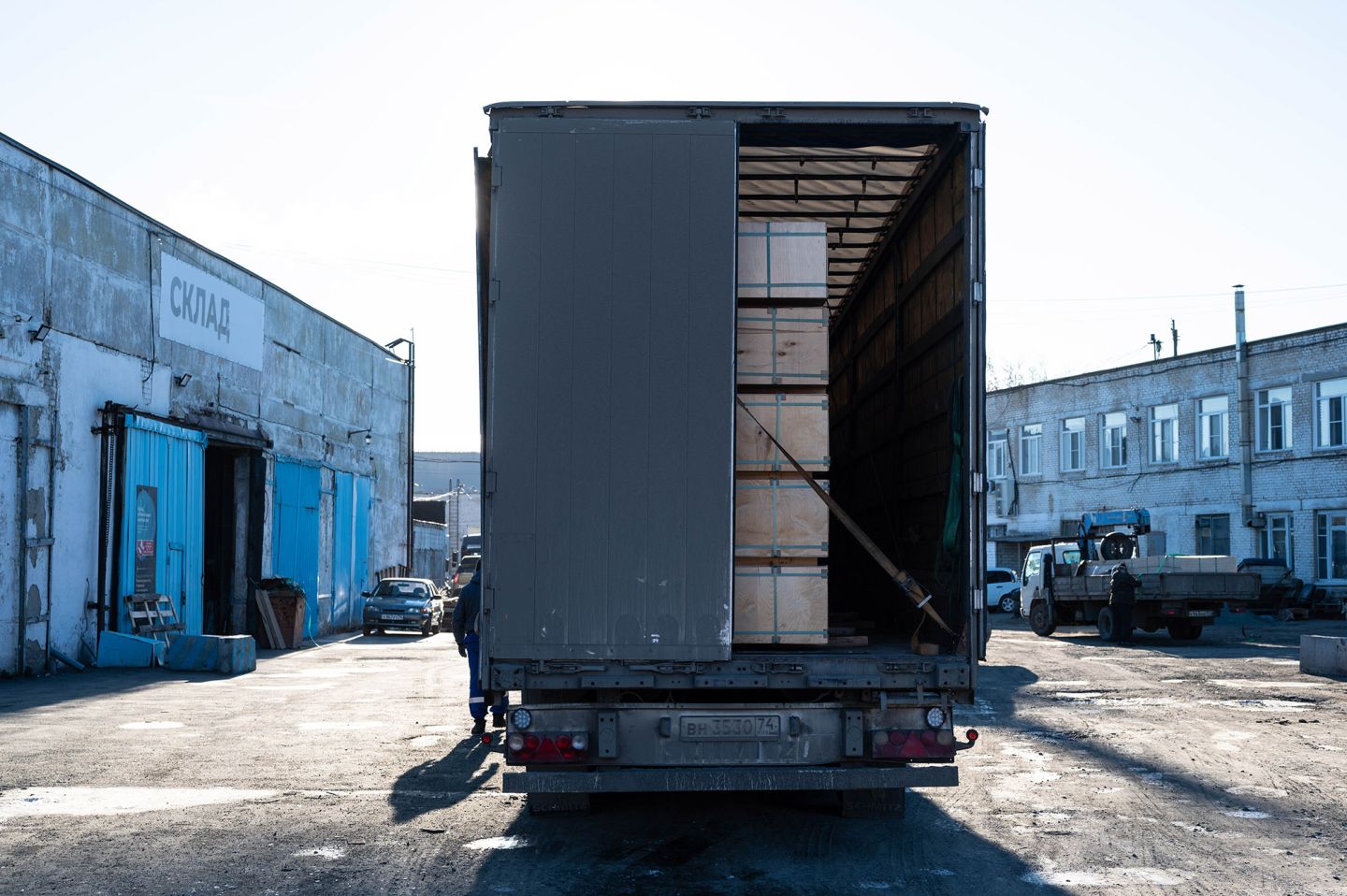 Фанера ФОФ ламинированная 18мм сорт 1/3  385/385 2500х1250мм белая