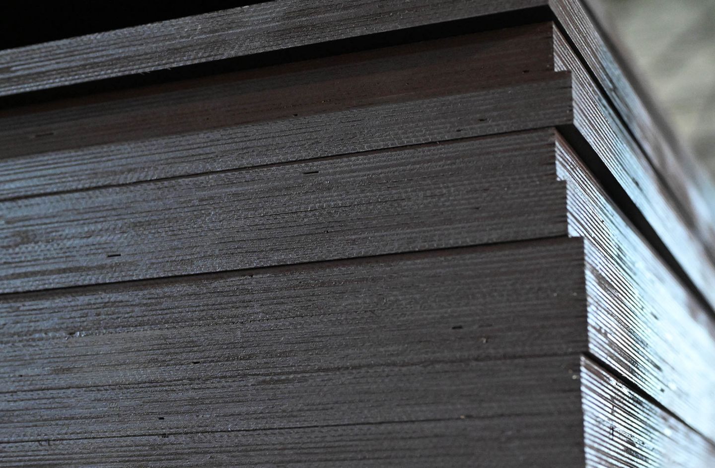 Фанера ФОФ ламинированная 40мм 2440х1220 мм сорт 1/1 березовая